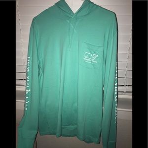 Vineyard Vines long sleeve sweatshirt